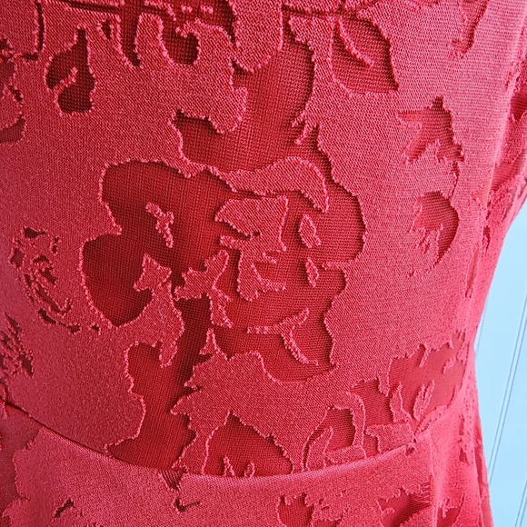 Candie's Mini Dress Bright Red Lace Burnout Lined Sleeveless Cross Back Floral M - Picture 13 of 13